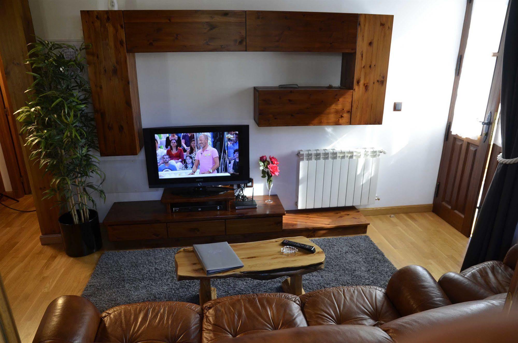Apartamentos Spa Cantabria Infinita Cillorigo de Liebana Buitenkant foto